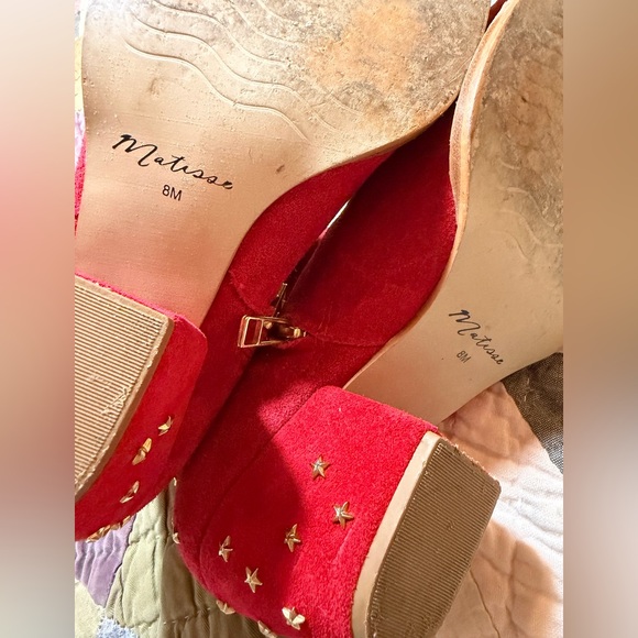 Matisse Limited Edition Caty Star Studded Red Suede Boots: Size 8 - Picture 13 of 13